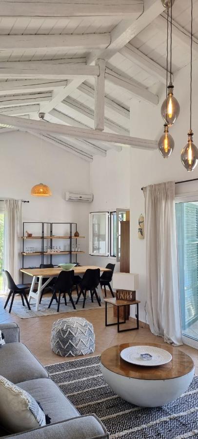 Theia Villa