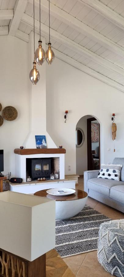 Villa Theia